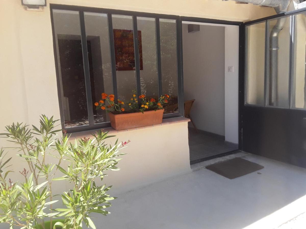 Chambres D'Hotes Lovely Planette Nimes Ngoại thất bức ảnh